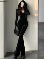 combinaison moulante en velours noir