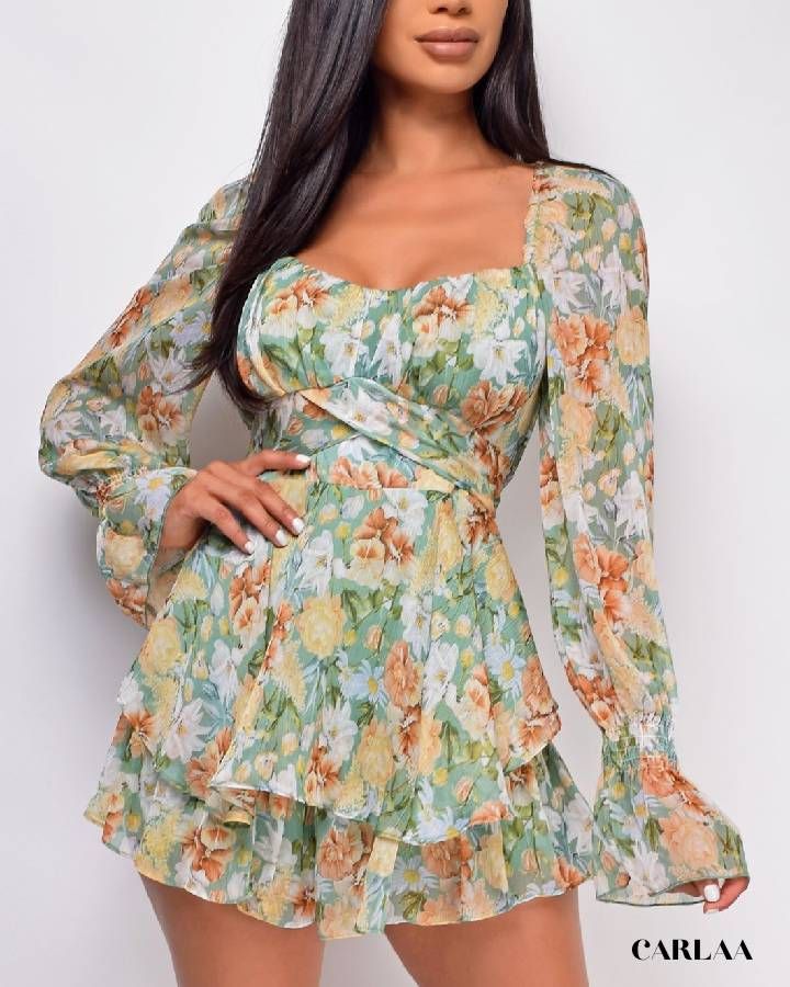 tenue estivale fleurie