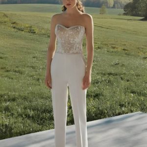combinaison de mariée avec traîne