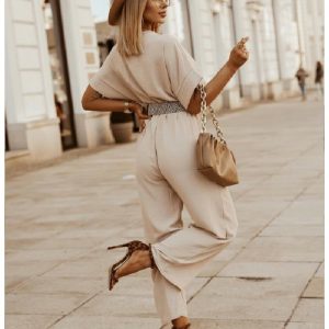 combinaison femme beige chic