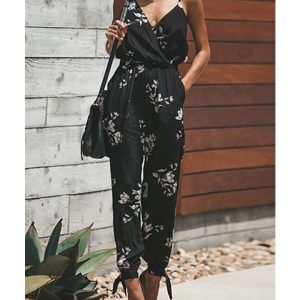 combinaison femme fleurie chic