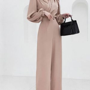 combinaison femme élégante
