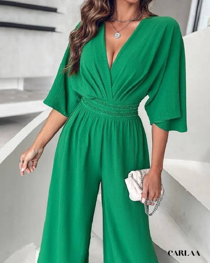 tenue épurée pour femme