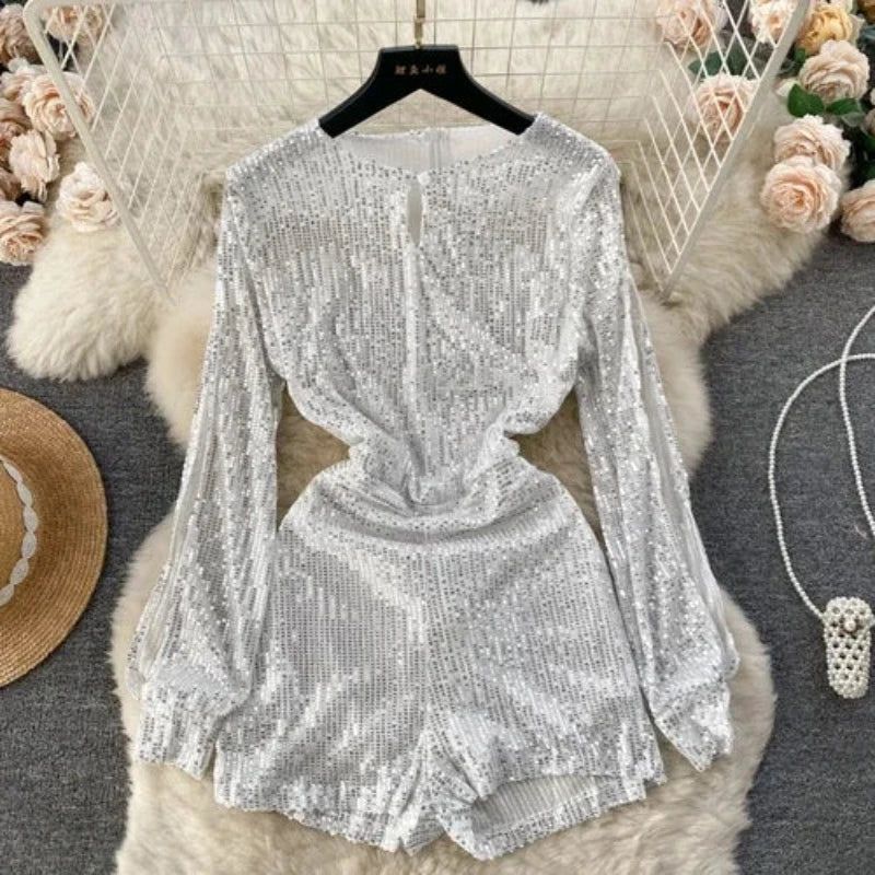 tenue de cocktail à paillettes