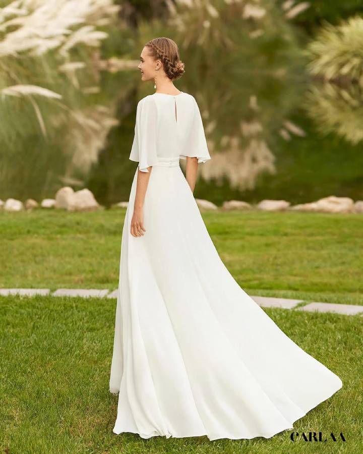 tenue moderne mariée