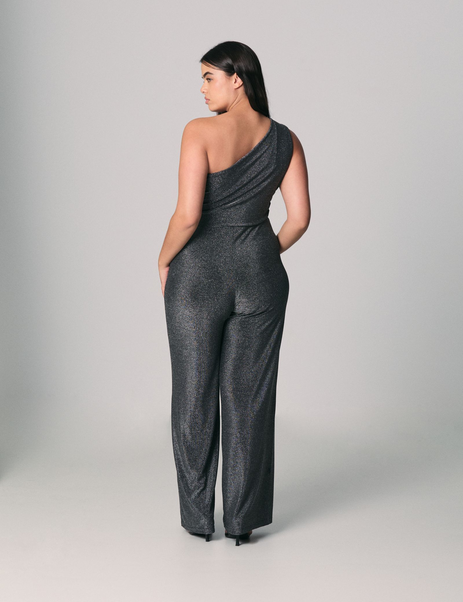 tenue du soir scintillante