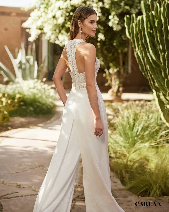 élégante combinaison pour mariée