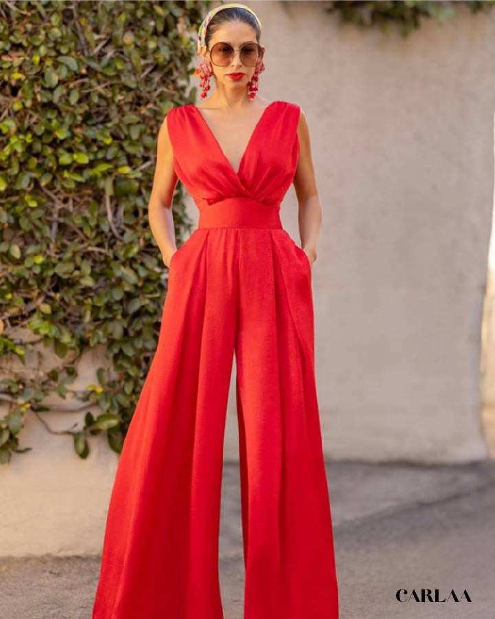 tenue élégante en rouge