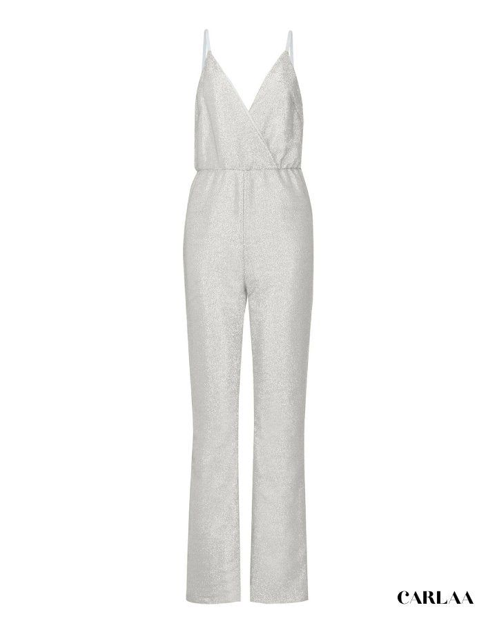 tenue argentée étincelante