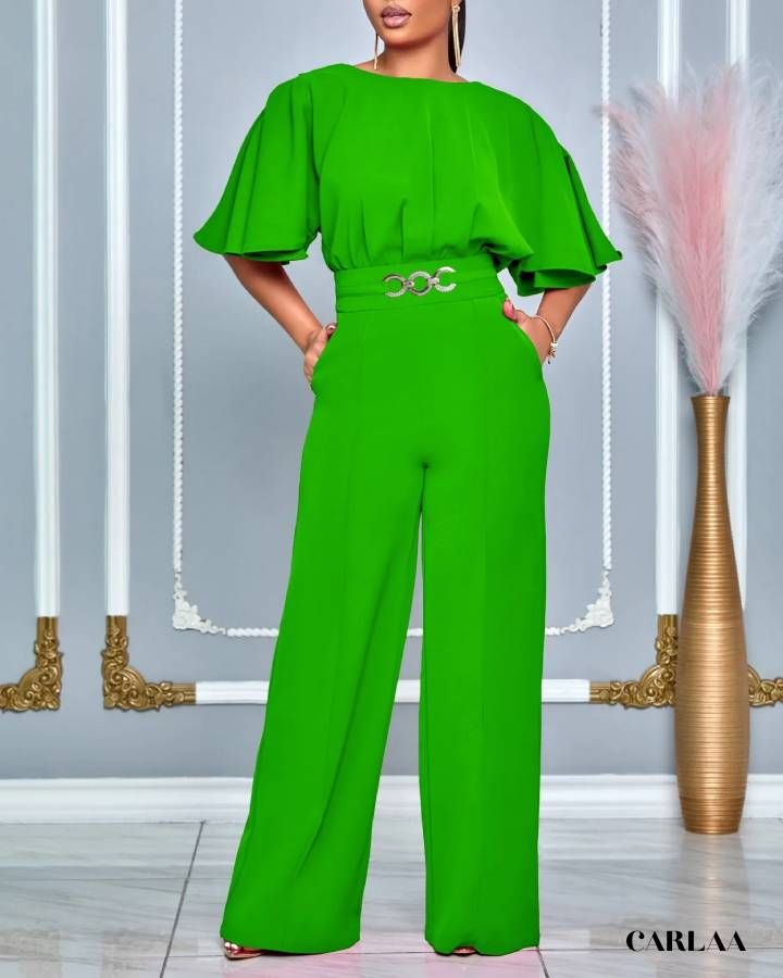 Combinaison femme moderne